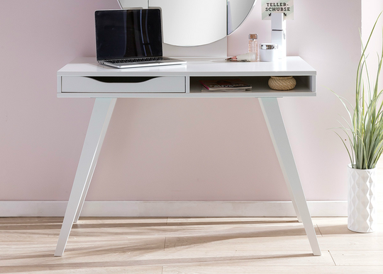 Työpöytä/ meikkipöytä Dressertable