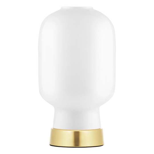 Normann Copenhagen Amp pöytävalaisin, valkoinen - messinki