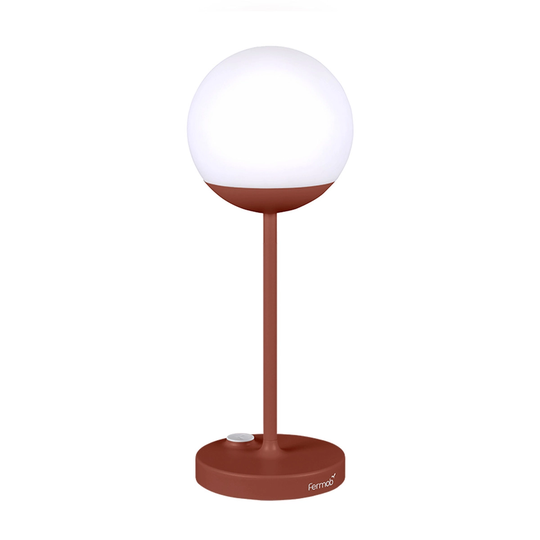 Fermob Mooon! pöytävalaisin, red ochre